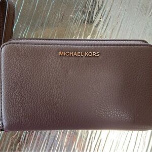 Michael Kors wallet - New with tags